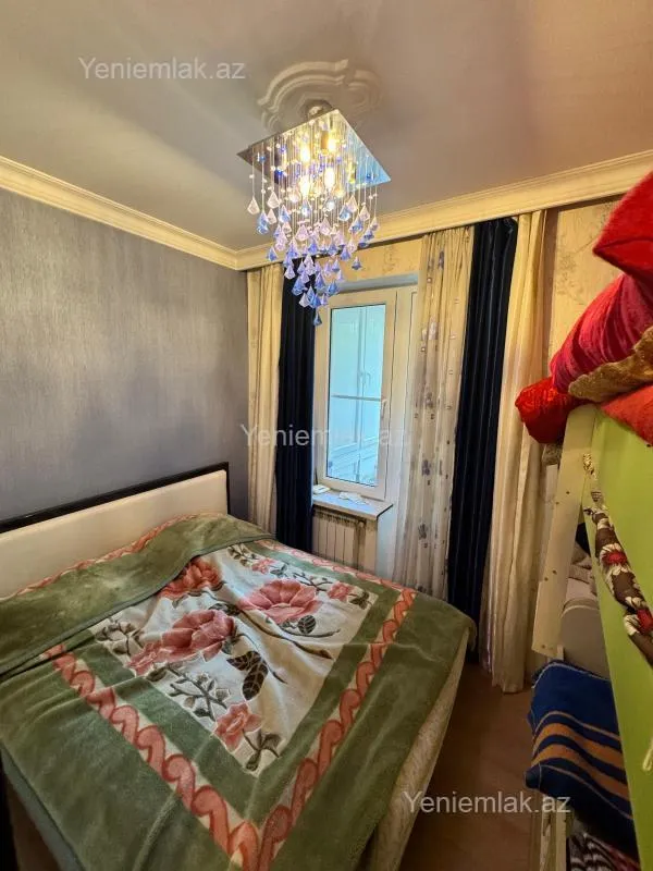 Satılır 2 otaqlı köhnə tikili 45 m²