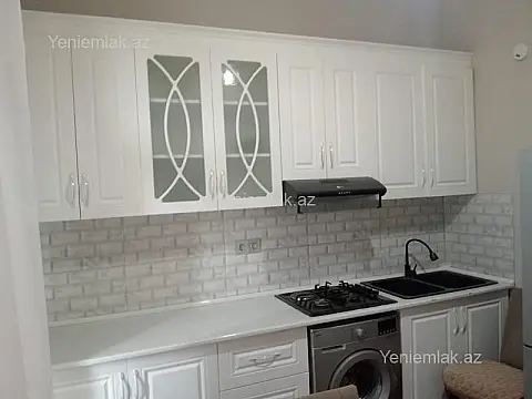 Satılır 3 otaqlı yeni tikili 82 m²