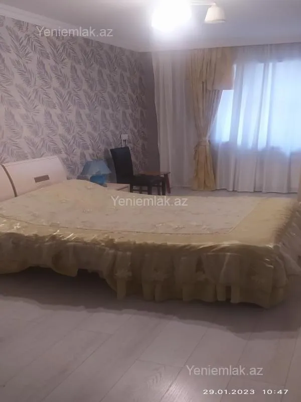 Satılır 4 otaqlı həyət evi 132 m²