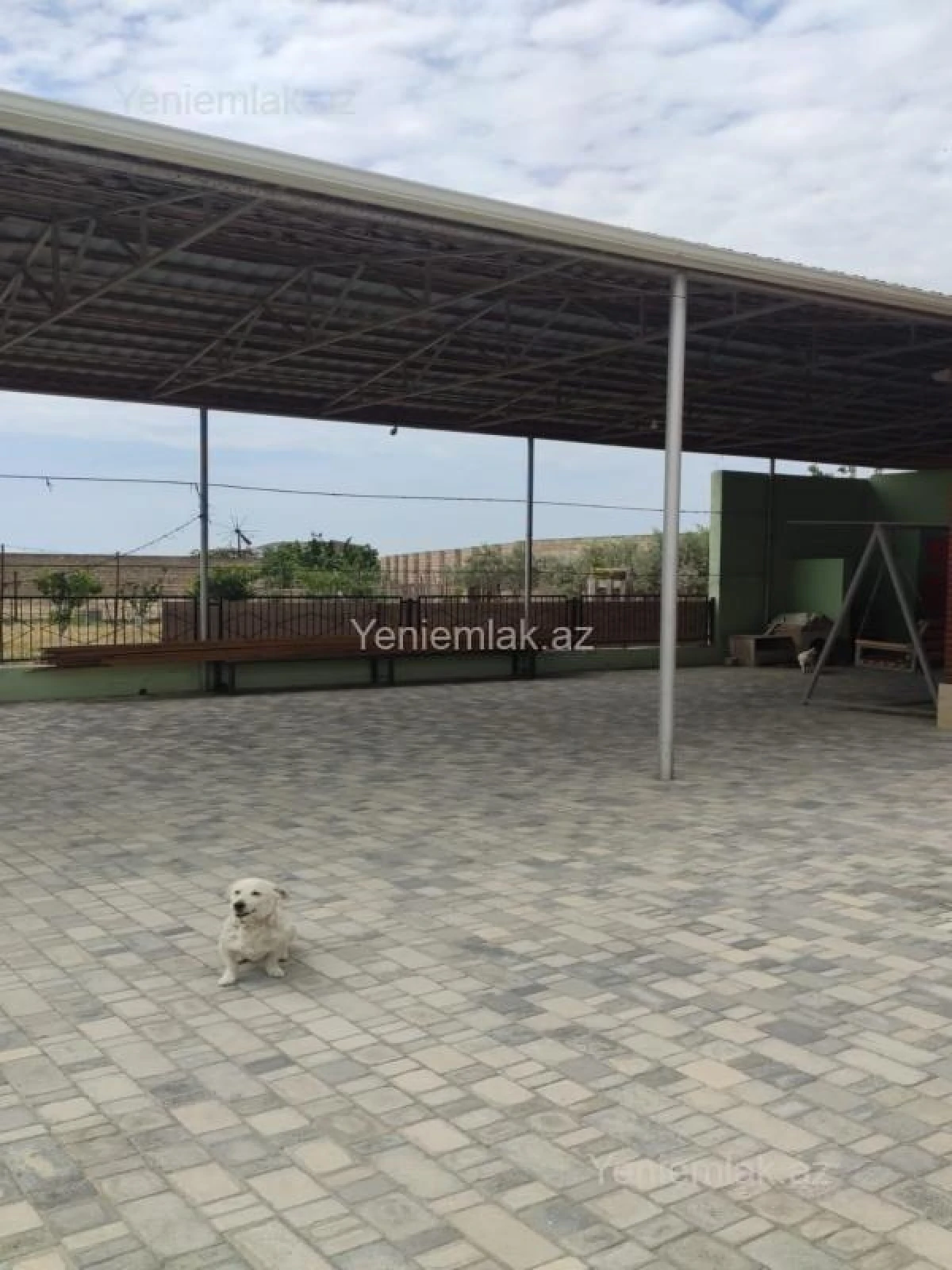 Satılır 5 otaqlı həyət evi 350 m²