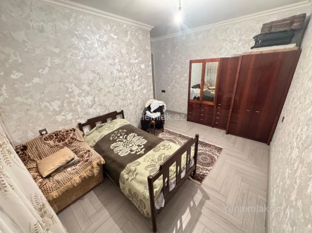 Satılır 3 otaqlı köhnə tikili 68 m²