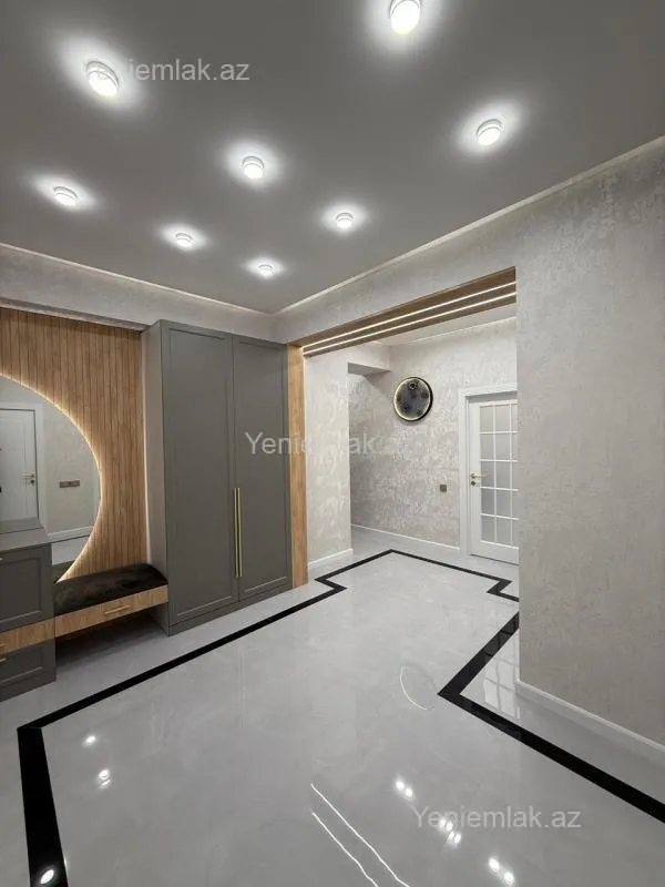 Satılır 3 otaqlı yeni tikili 88 m²