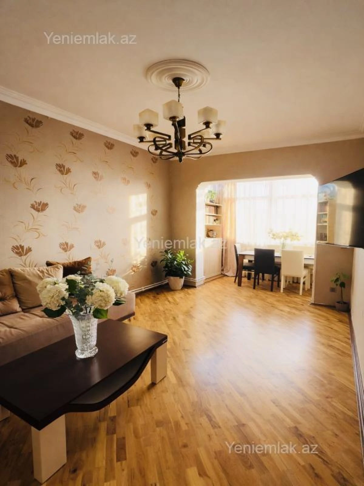 Satılır 3 otaqlı köhnə tikili 85 m²