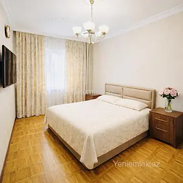 Satılır 3 otaqlı köhnə tikili 85 m²