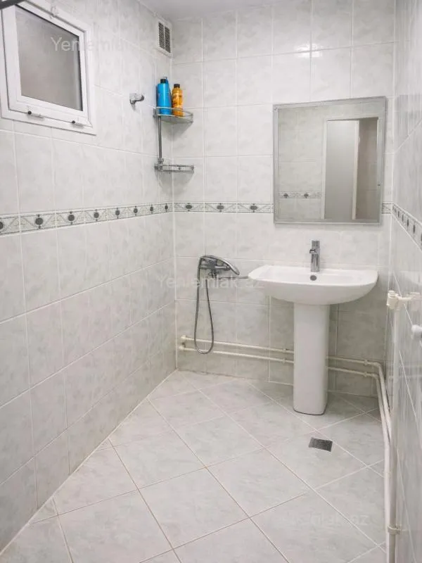 Satılır 3 otaqlı köhnə tikili 85 m²