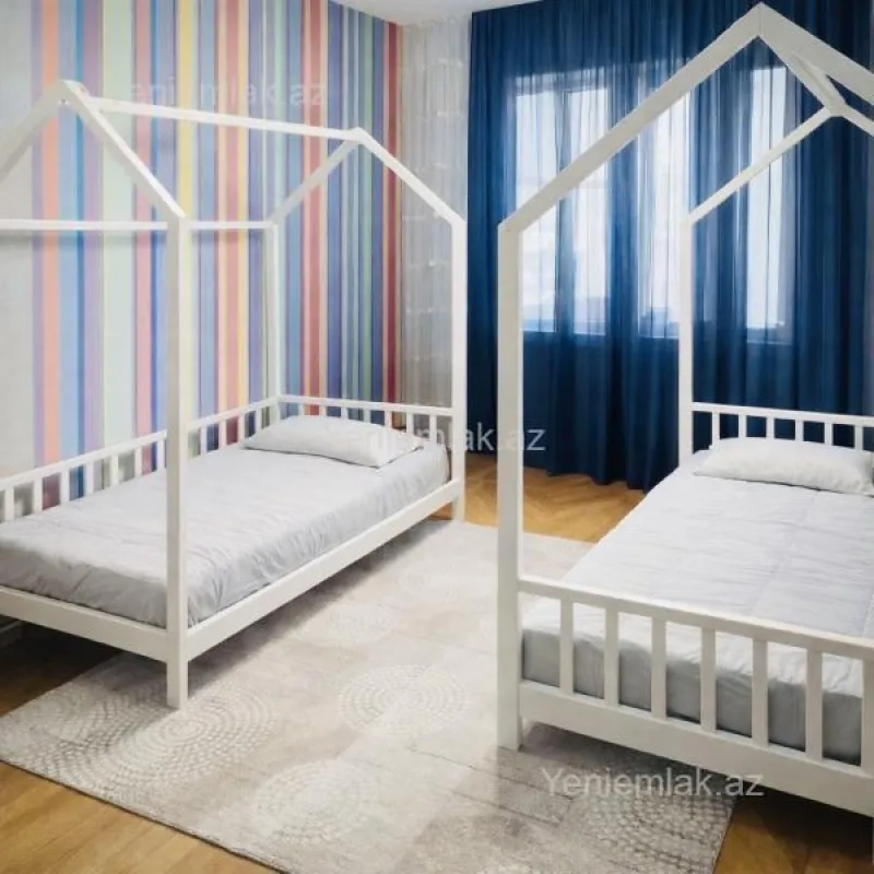 Satılır 3 otaqlı köhnə tikili 85 m²