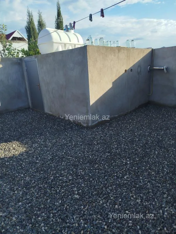 Satılır 3 otaqlı həyət evi 100 m²