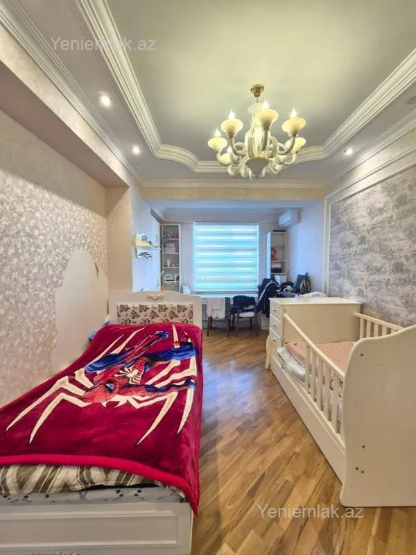 Satılır 3 otaqlı yeni tikili 144 m²