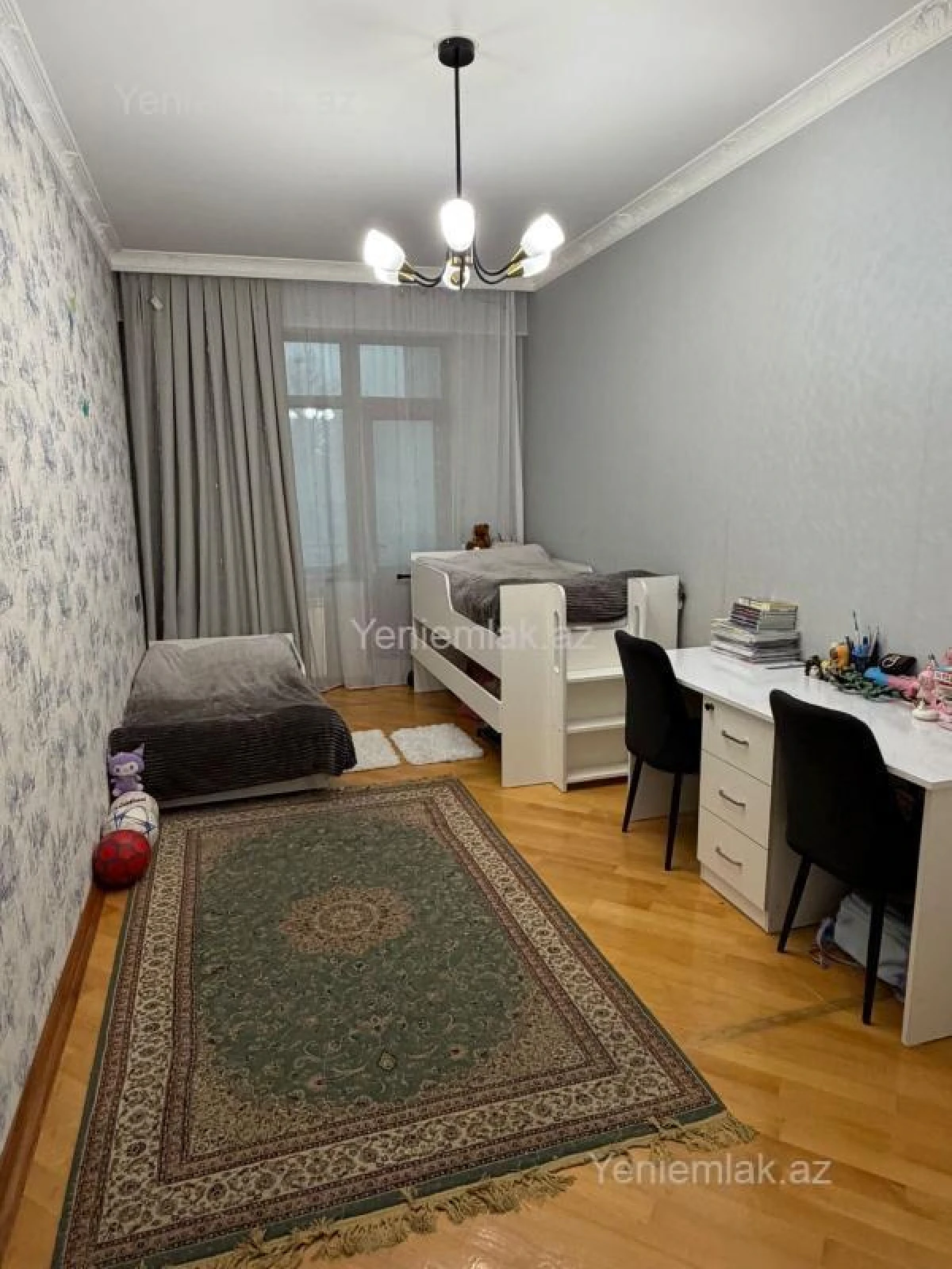 Satılır 4 otaqlı yeni tikili 135 m²