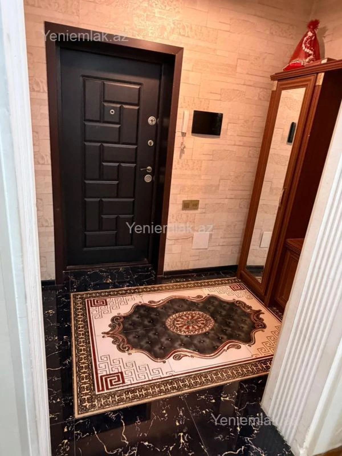 Satılır 4 otaqlı yeni tikili 135 m²