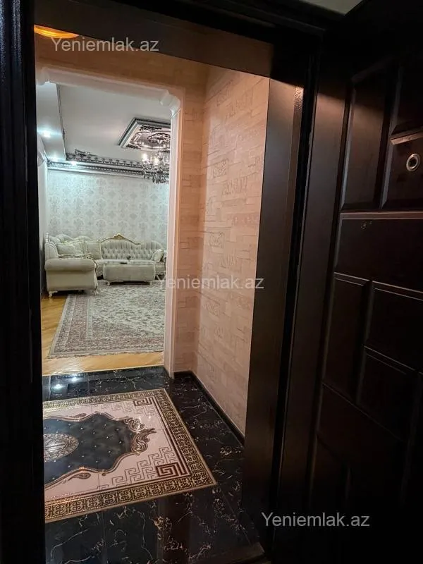 Satılır 4 otaqlı yeni tikili 135 m²
