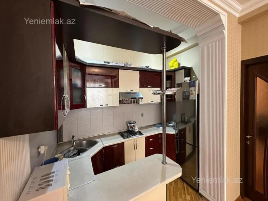 Satılır 3 otaqlı yeni tikili 90 m²