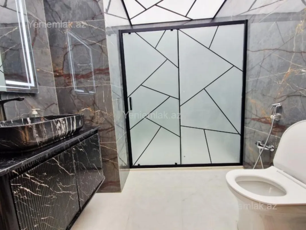 Satılır 3 otaqlı yeni tikili 74 m²