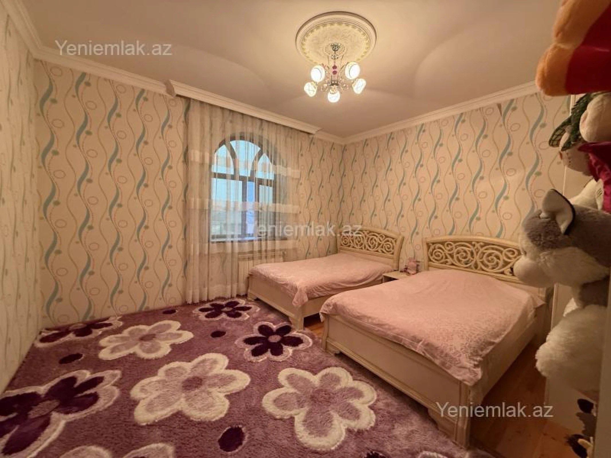 Satılır 6 otaqlı həyət evi 250 m²