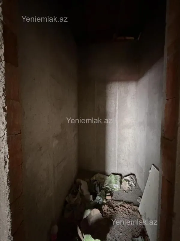 Satılır 4 otaqlı yeni tikili 110 m²