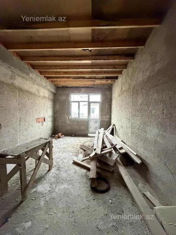 Satılır 4 otaqlı yeni tikili 110 m²