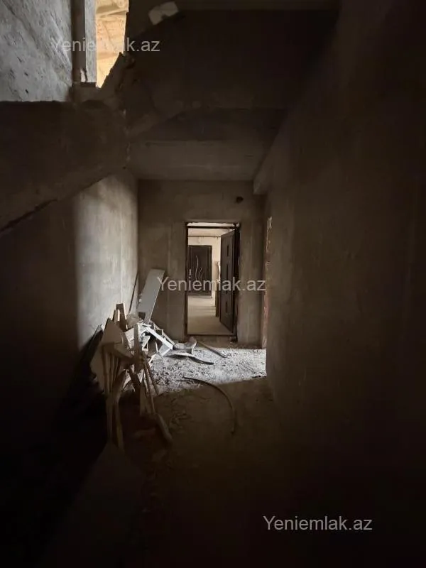 Satılır 4 otaqlı yeni tikili 110 m²