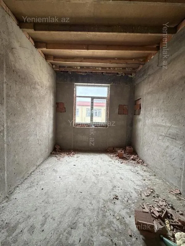 Satılır 4 otaqlı yeni tikili 110 m²