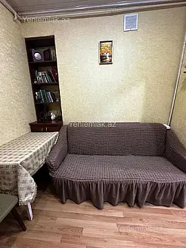 Satılır 3 otaqlı köhnə tikili 55 m²