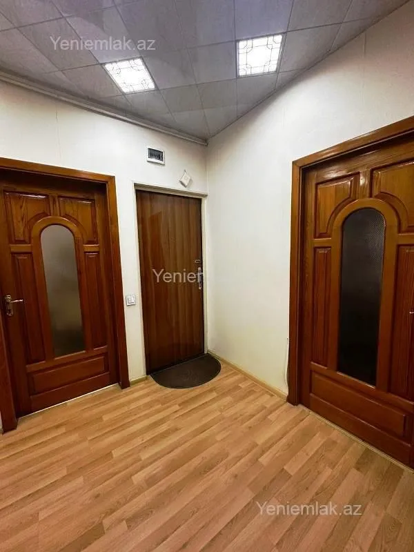 Satılır 3 otaqlı köhnə tikili 55 m²