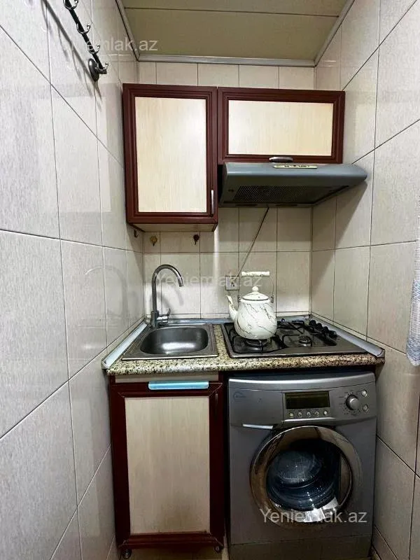 Satılır 3 otaqlı köhnə tikili 55 m²
