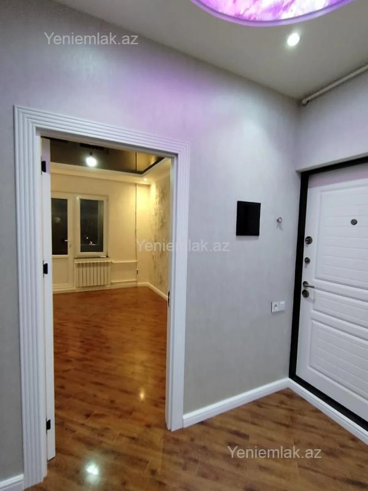 Satılır 2 otaqlı köhnə tikili 65 m²