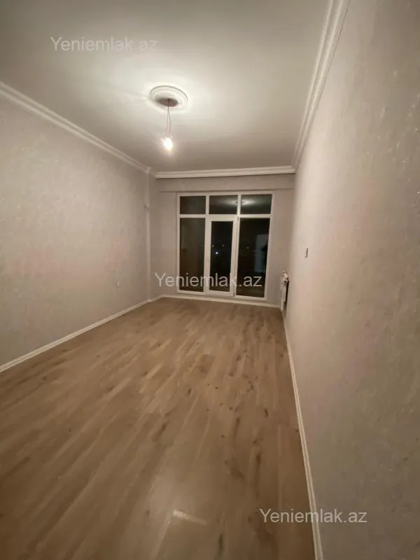 Satılır 2 otaqlı yeni tikili 74 m²