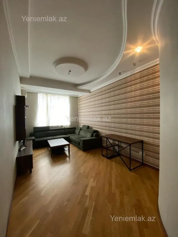 Satılır 3 otaqlı yeni tikili 145 m²