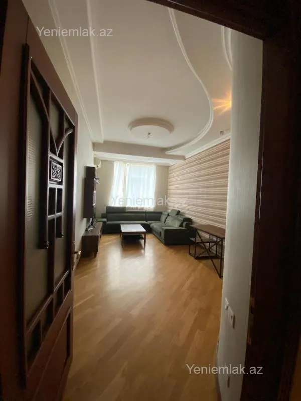 Satılır 3 otaqlı yeni tikili 145 m²