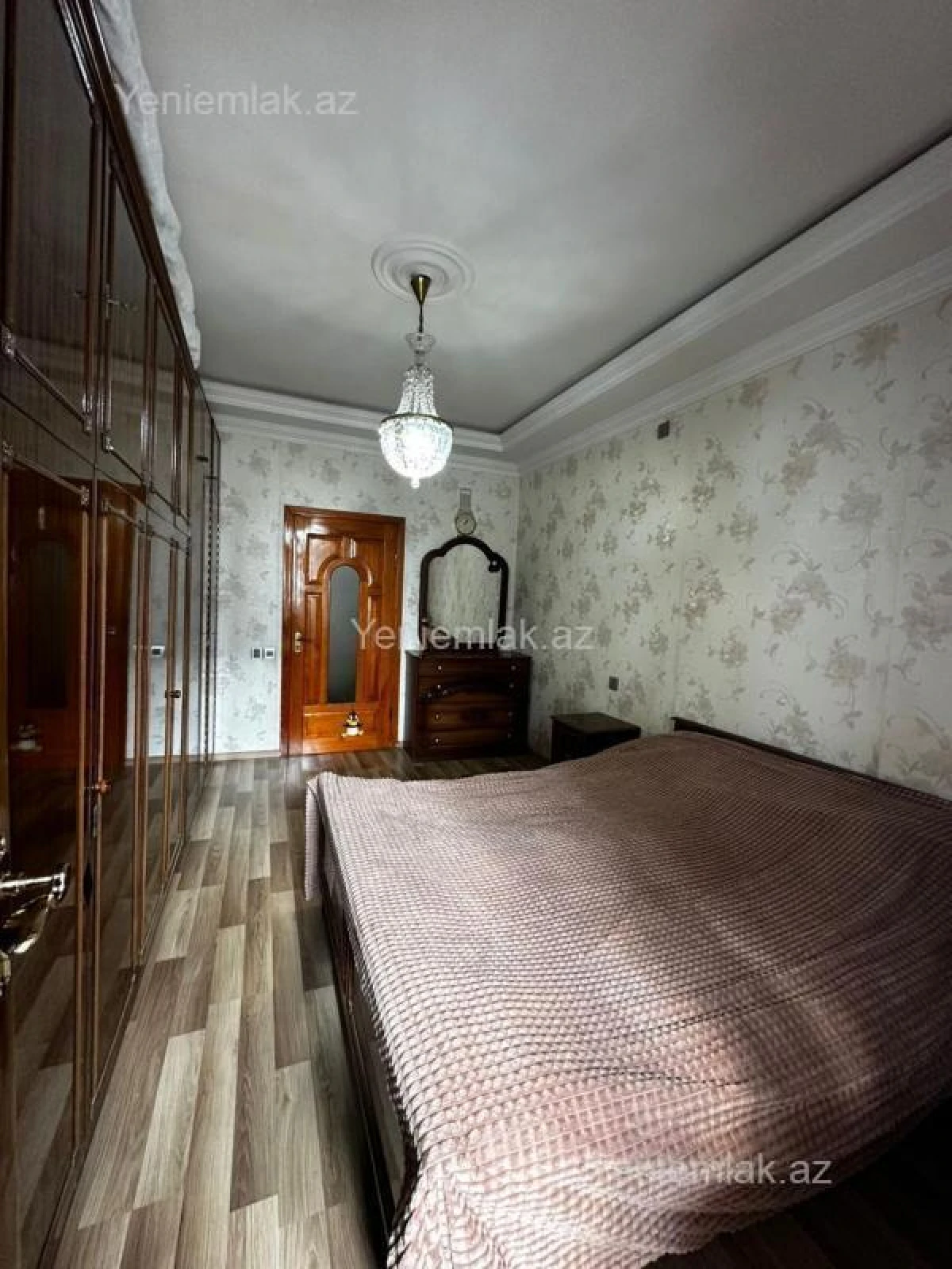 Satılır 3 otaqlı köhnə tikili 65 m²