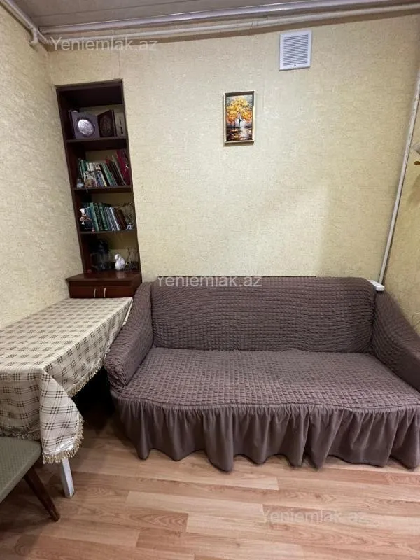 Satılır 3 otaqlı köhnə tikili 65 m²