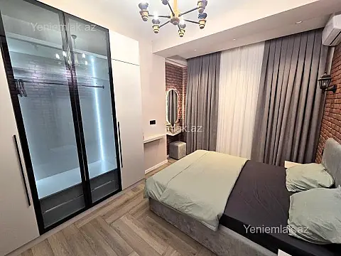 Satılır 3 otaqlı yeni tikili 85 m²