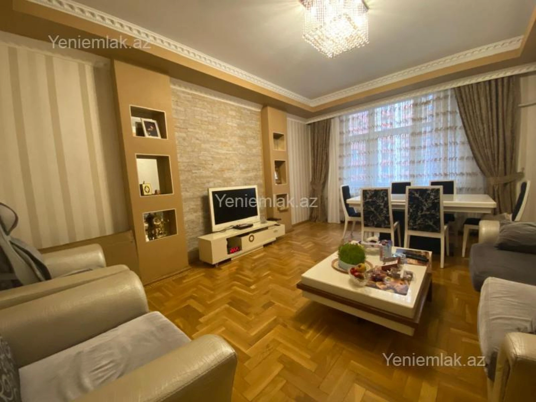 Satılır 3 otaqlı yeni tikili 125 m²