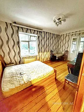 Satılır 2 otaqlı köhnə tikili 40 m² — Bakı, Nizami 2 otaq 40.00 m²