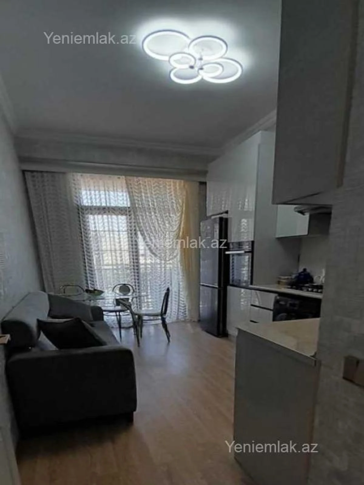 Satılır 3 otaqlı yeni tikili 101 m²