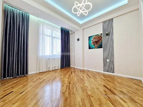 Satılır 3 otaqlı yeni tikili 127 m²