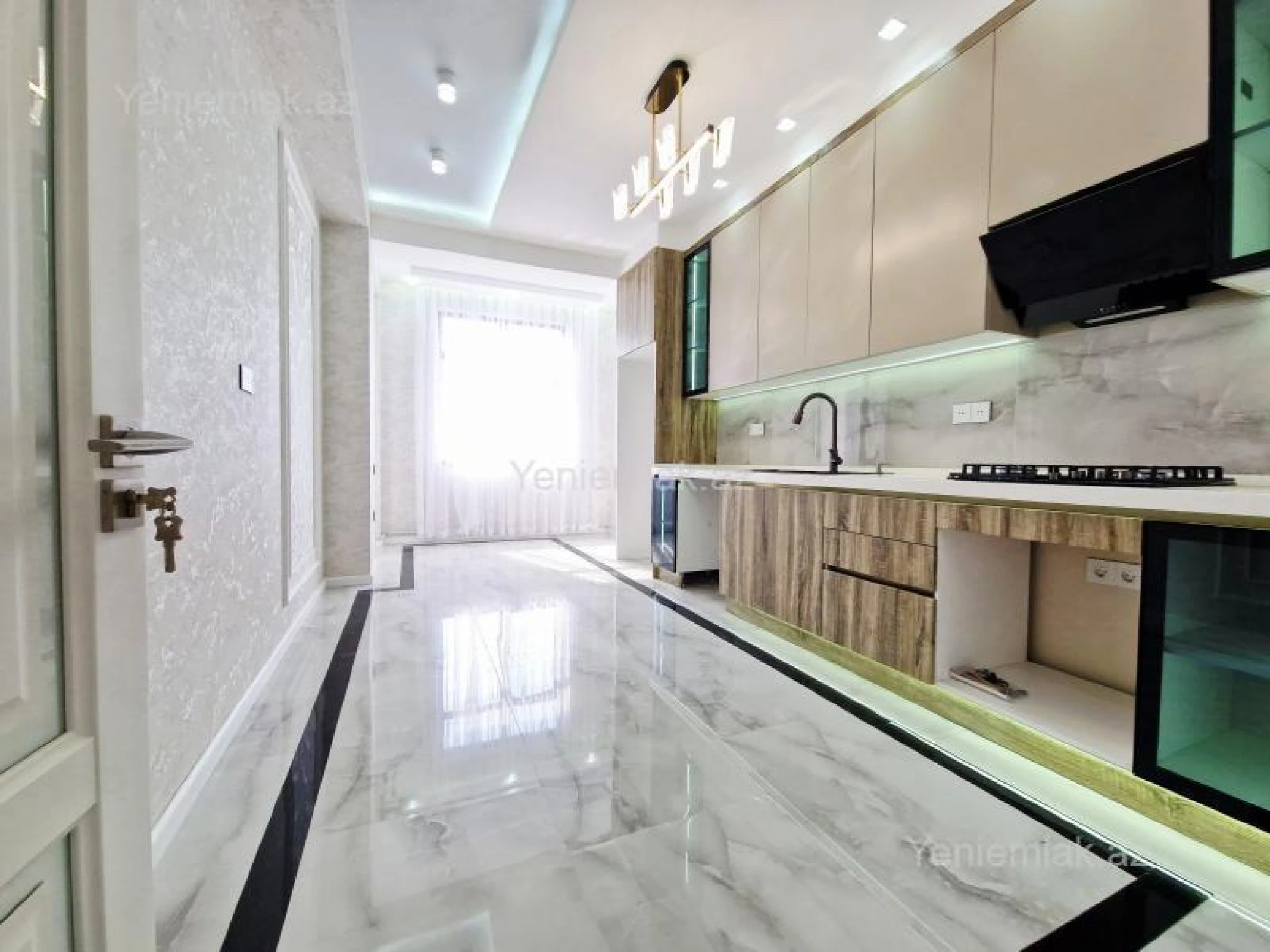 Satılır 3 otaqlı yeni tikili 127 m²