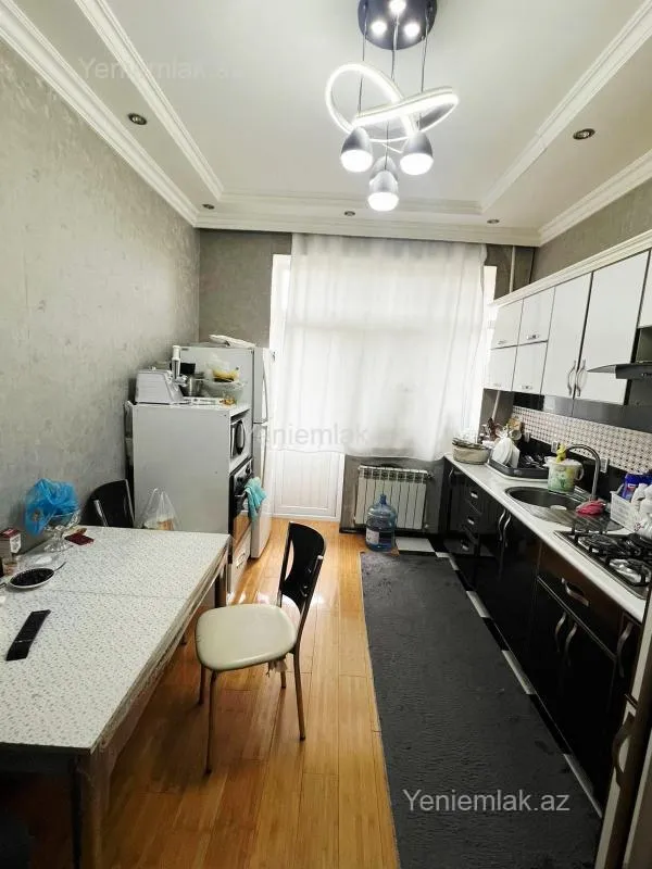 Satılır 3 otaqlı yeni tikili 117 m²