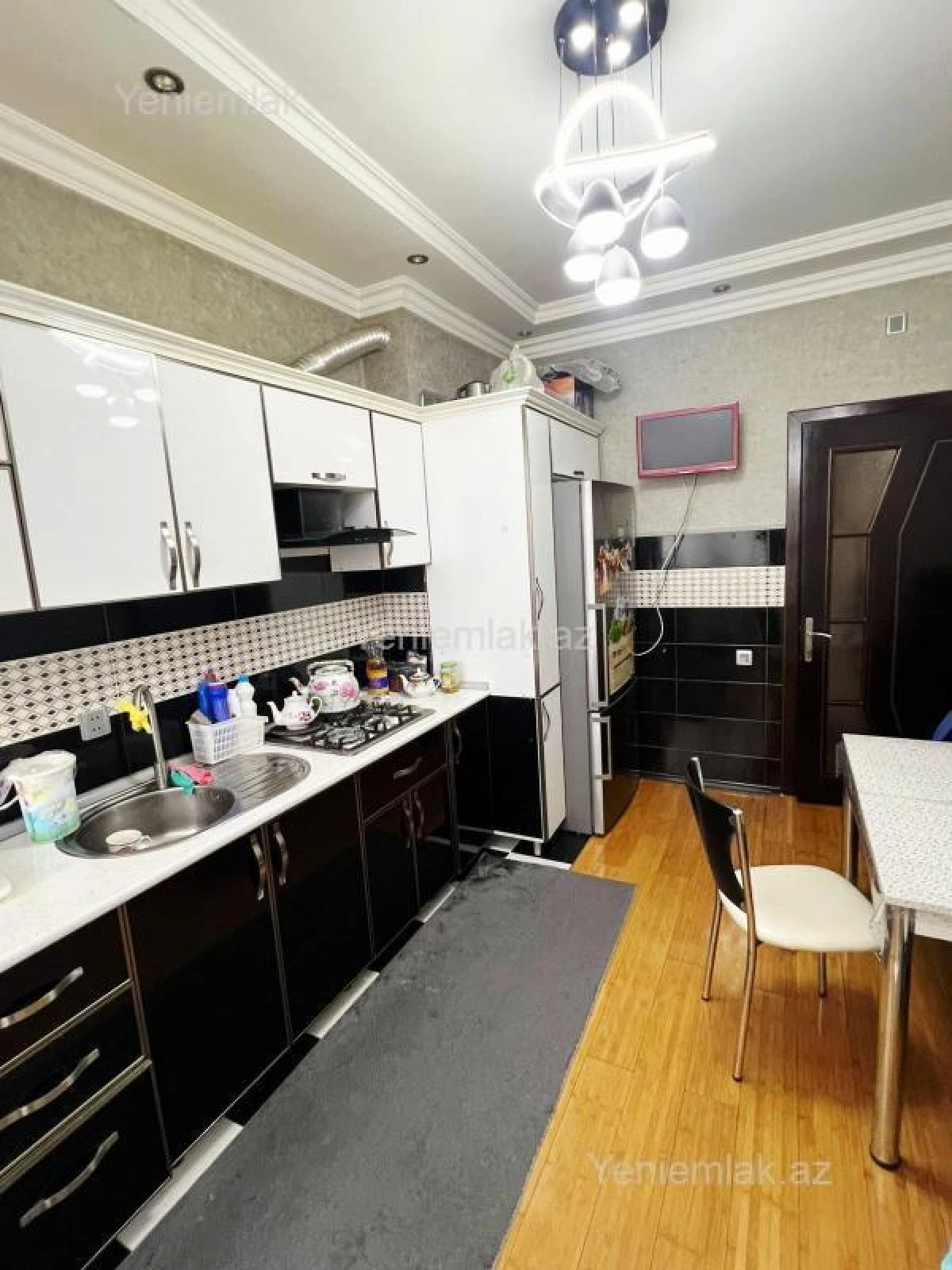 Satılır 3 otaqlı yeni tikili 117 m²