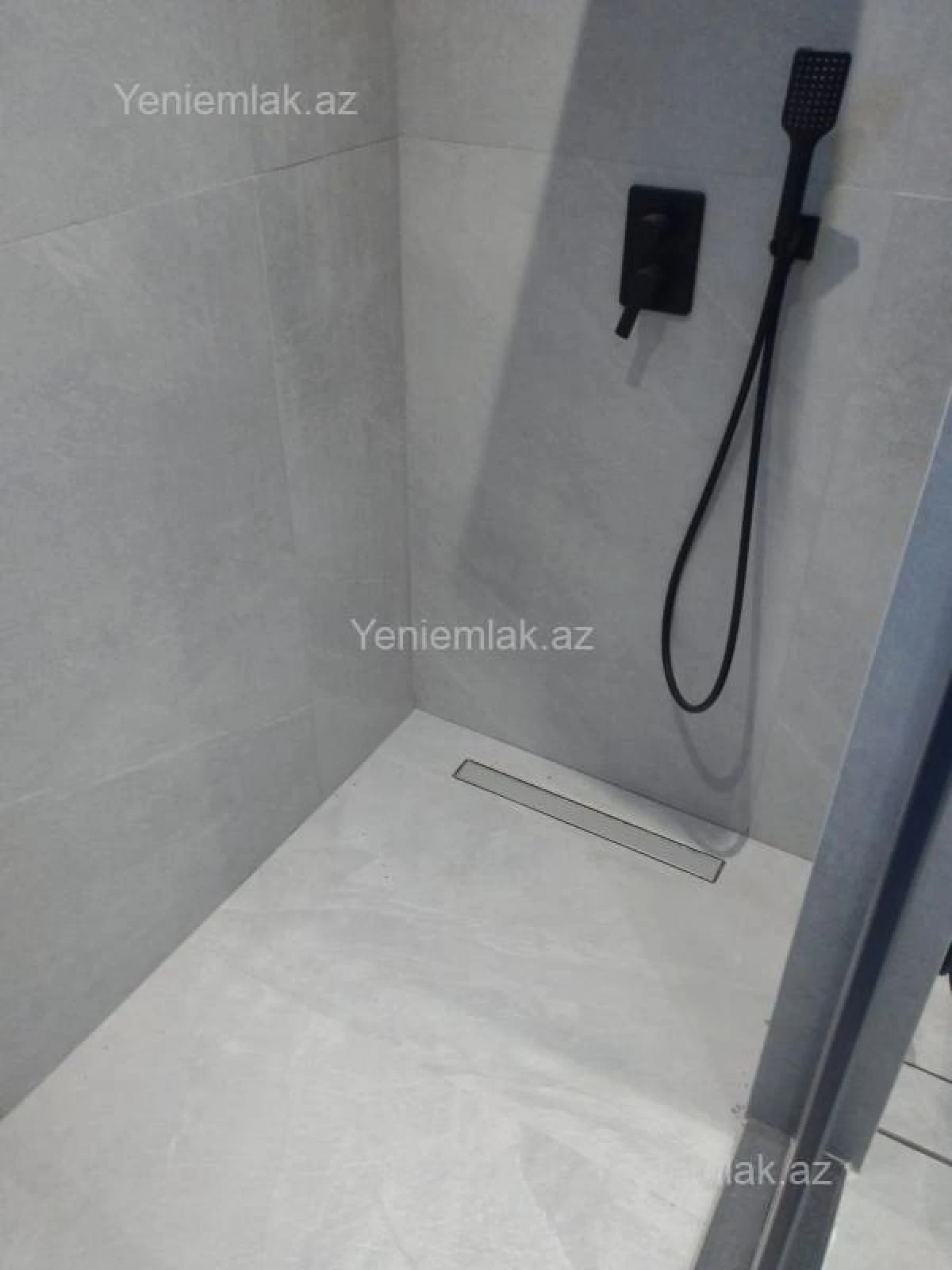 Satılır 4 otaqlı həyət evi 300 m²