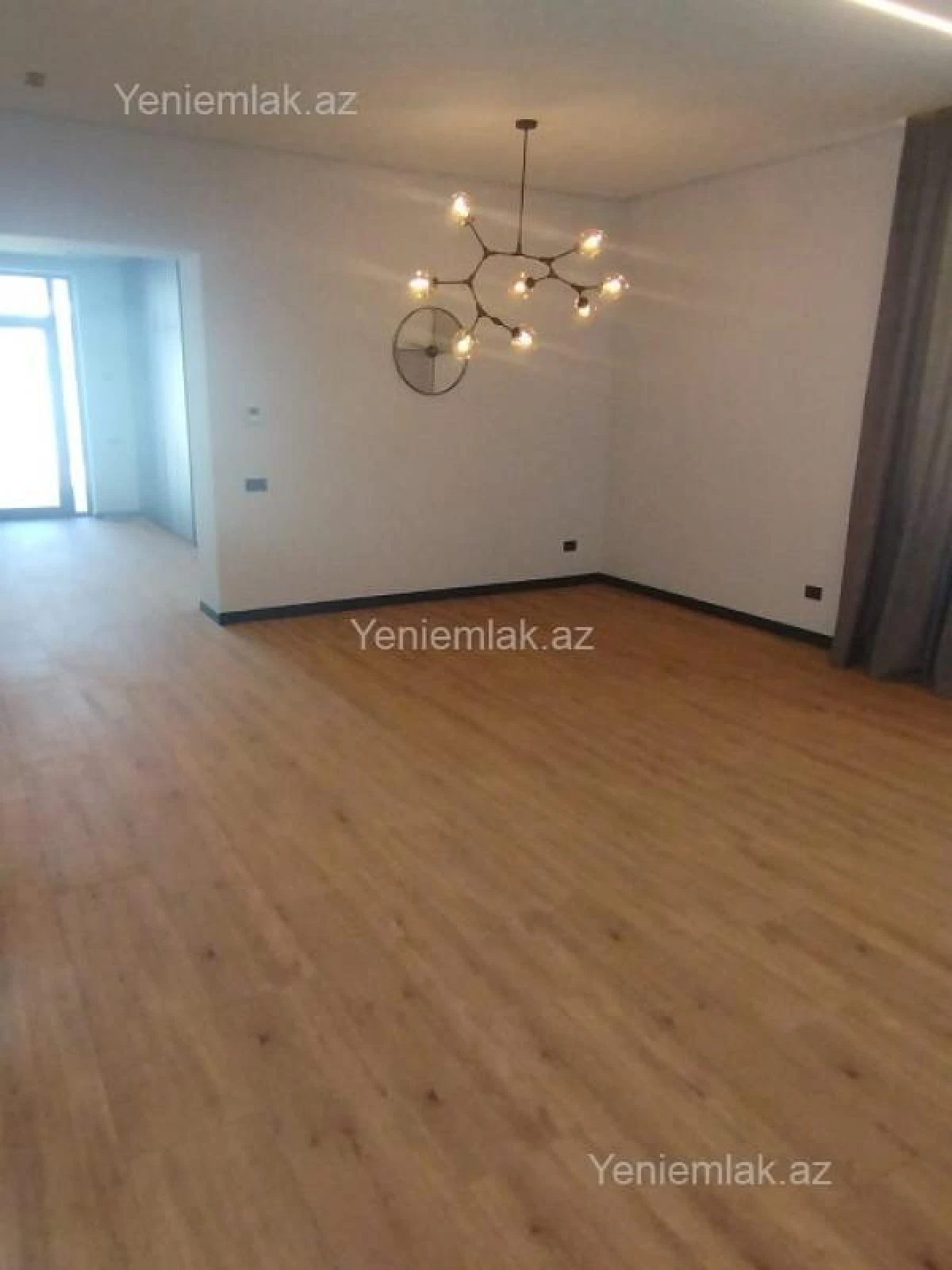 Satılır 4 otaqlı həyət evi 300 m²