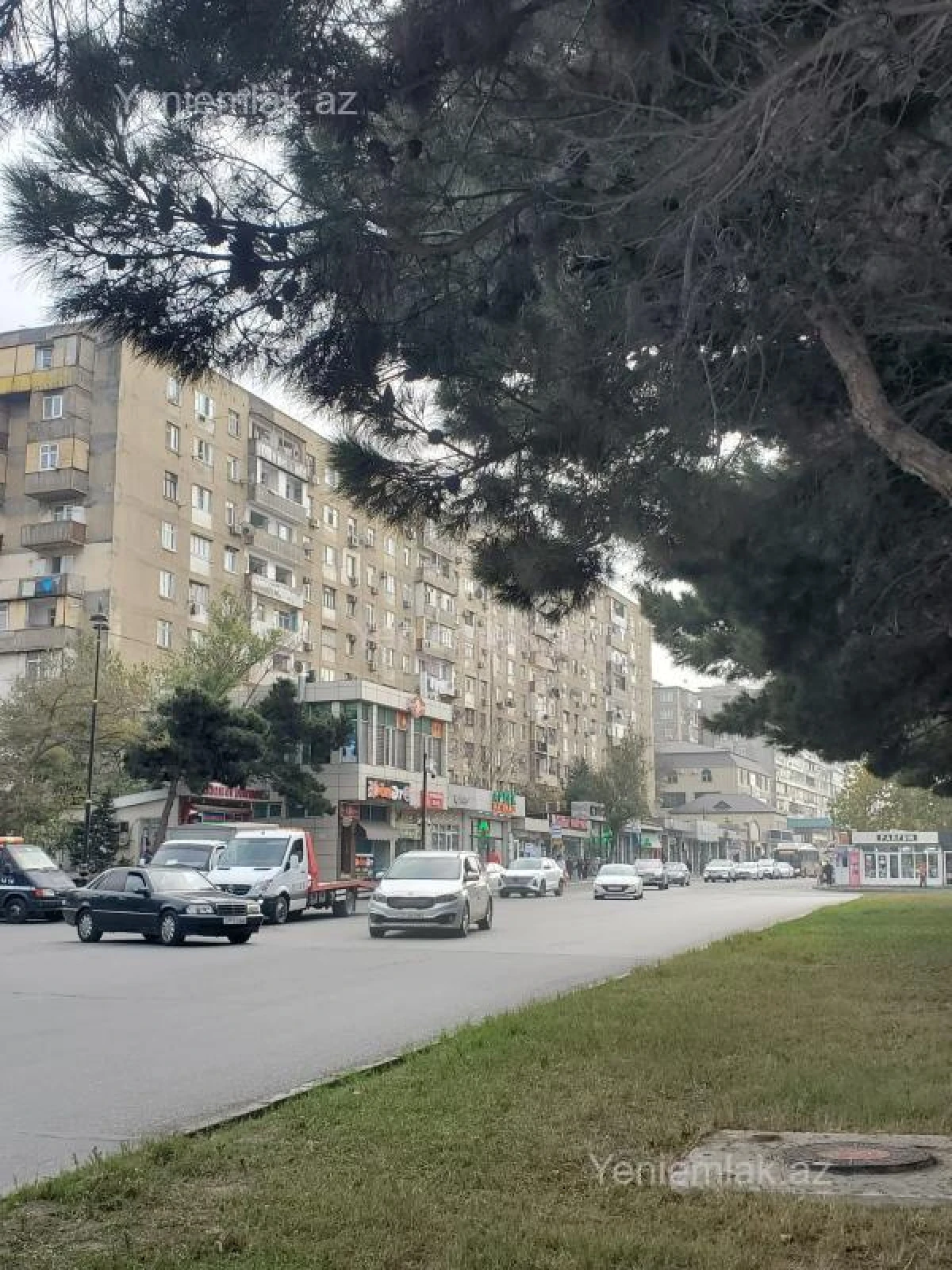 Satılır 3 otaqlı köhnə tikili 70 m²