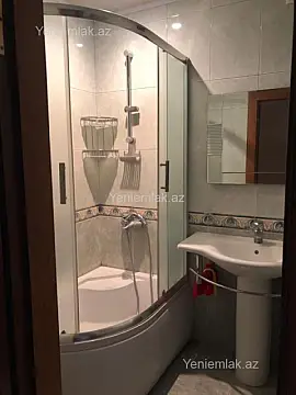Satılır 4 otaqlı köhnə tikili 95 m²