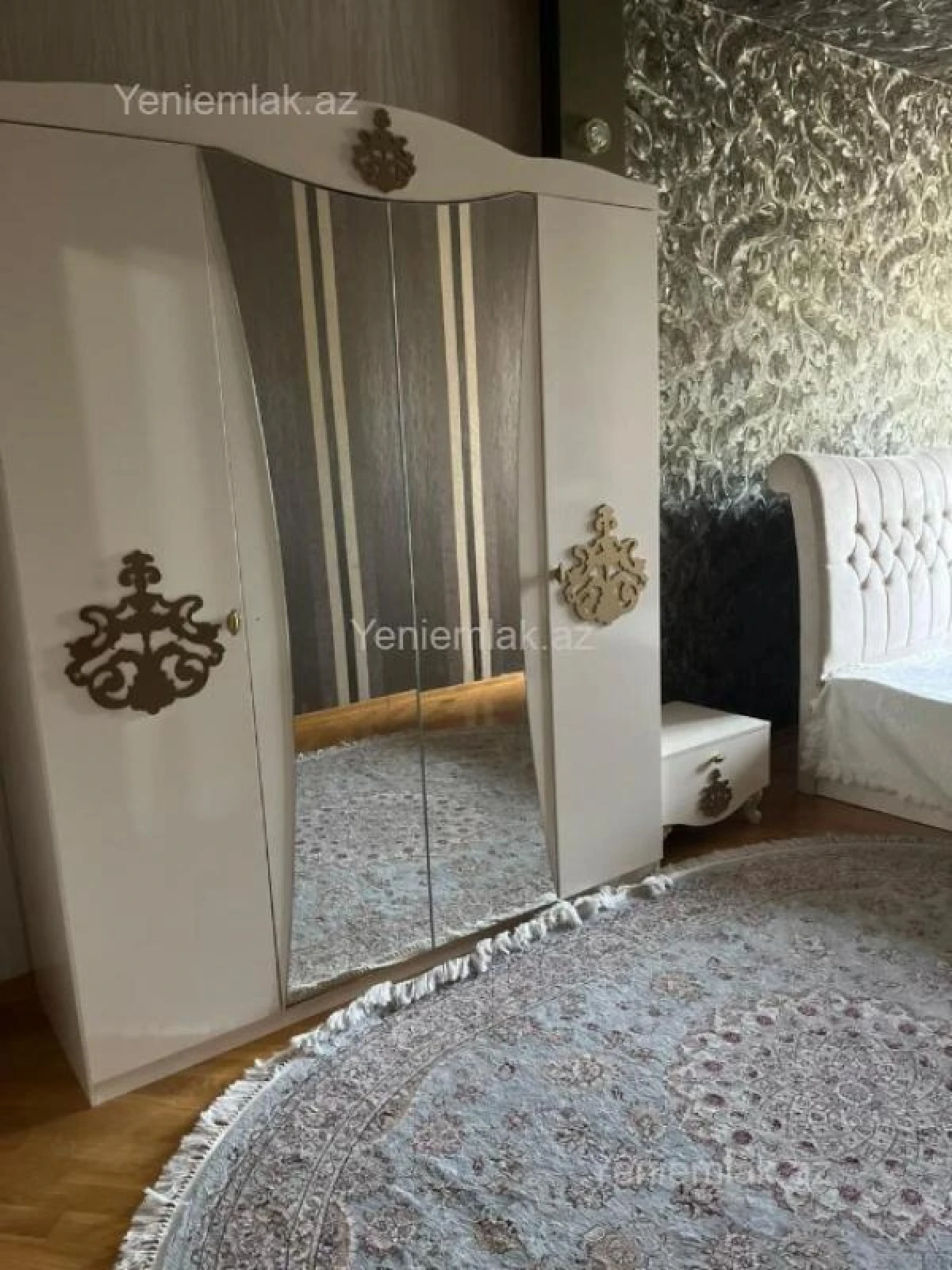 Satılır 3 otaqlı yeni tikili 125 m²