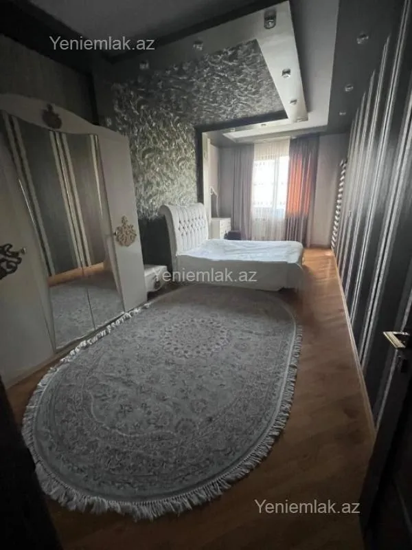 Satılır 3 otaqlı yeni tikili 125 m²
