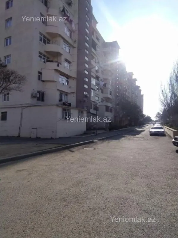 Satılır 2 otaqlı köhnə tikili 40 m²