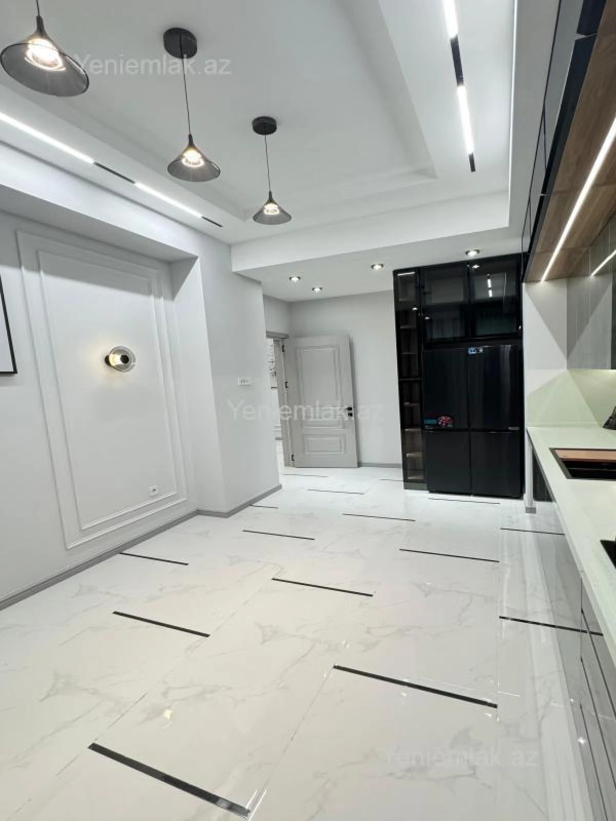 Satılır 3 otaqlı yeni tikili 125 m²