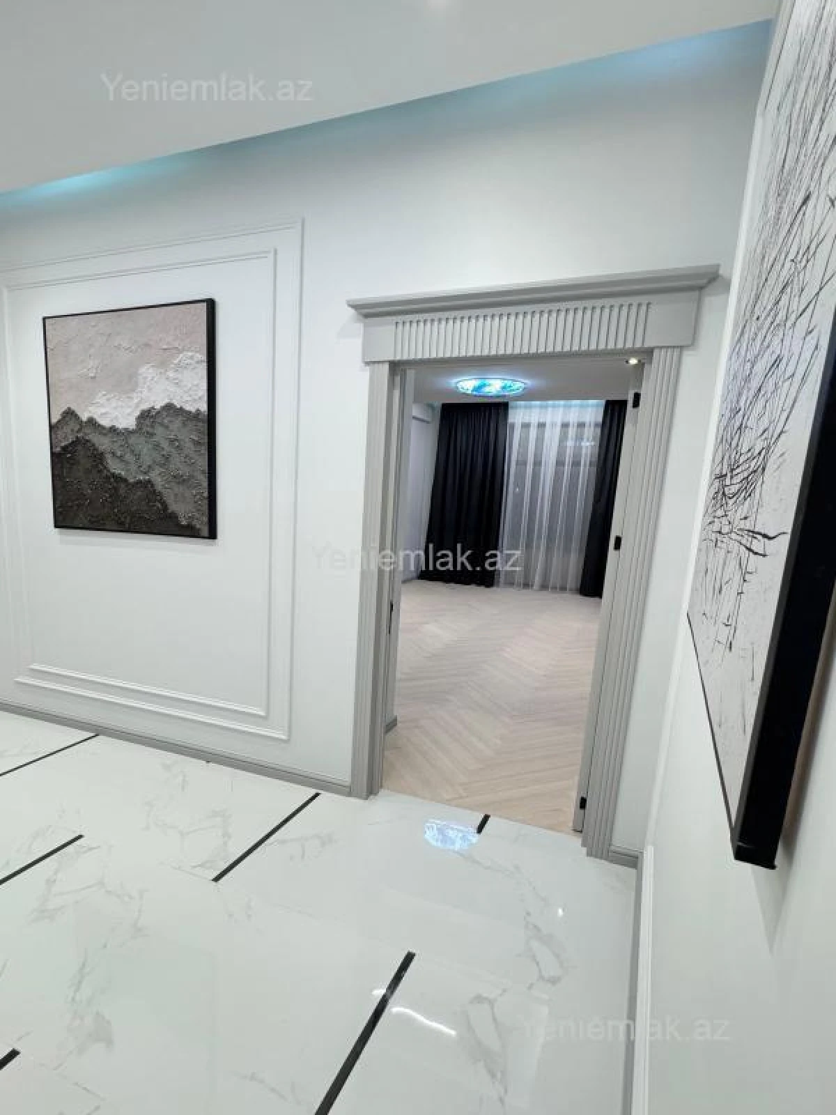 Satılır 3 otaqlı yeni tikili 125 m²