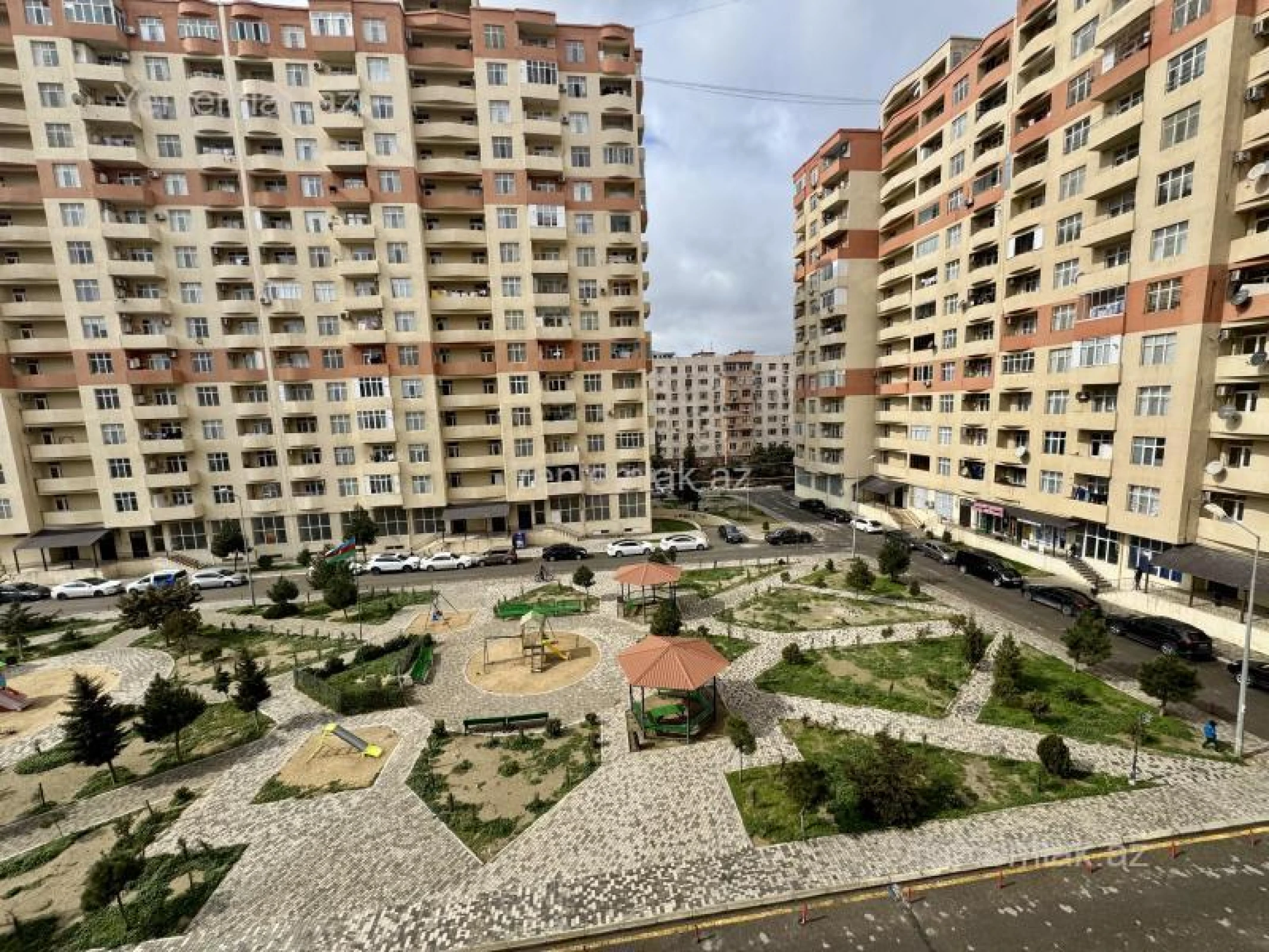 Satılır 3 otaqlı yeni tikili 96 m²
