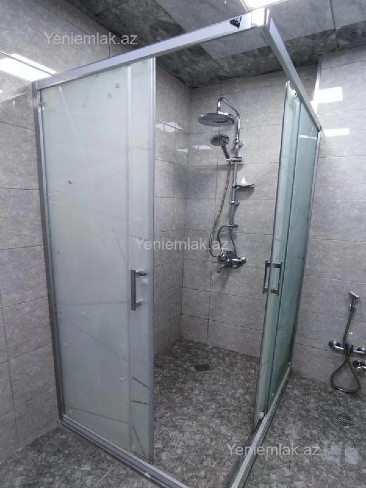 Satılır 2 otaqlı yeni tikili 58 m²